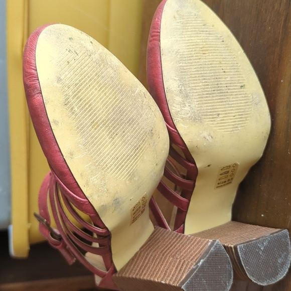 Red booties - Picture 4 of 4